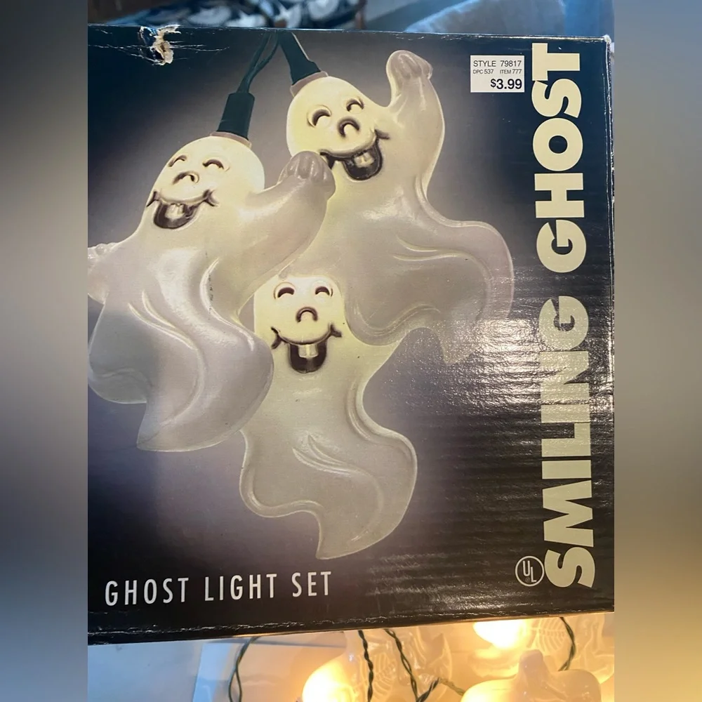 Vintage Smiling Ghost Light Set Halloween Light Set Vintage 1990's Halloween